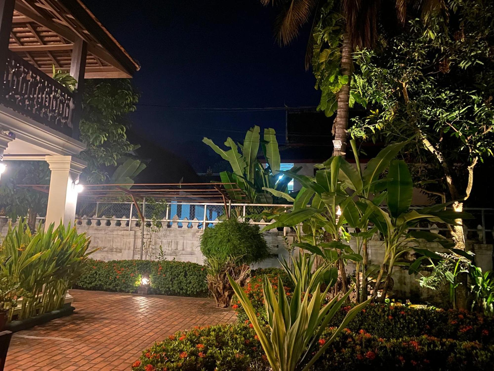 Luang Prabang Residence & Travel Exterior photo