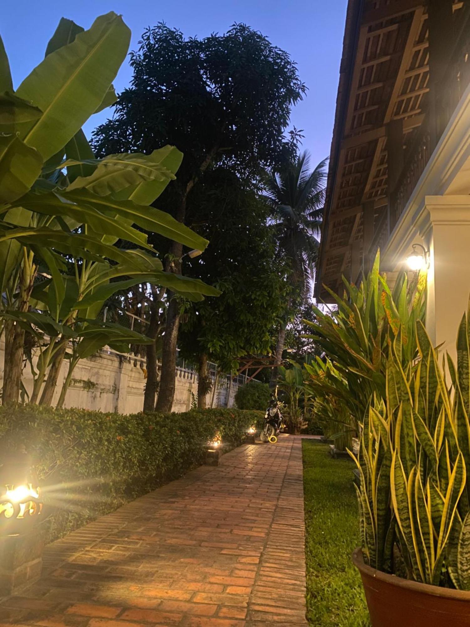 Luang Prabang Residence & Travel Exterior photo