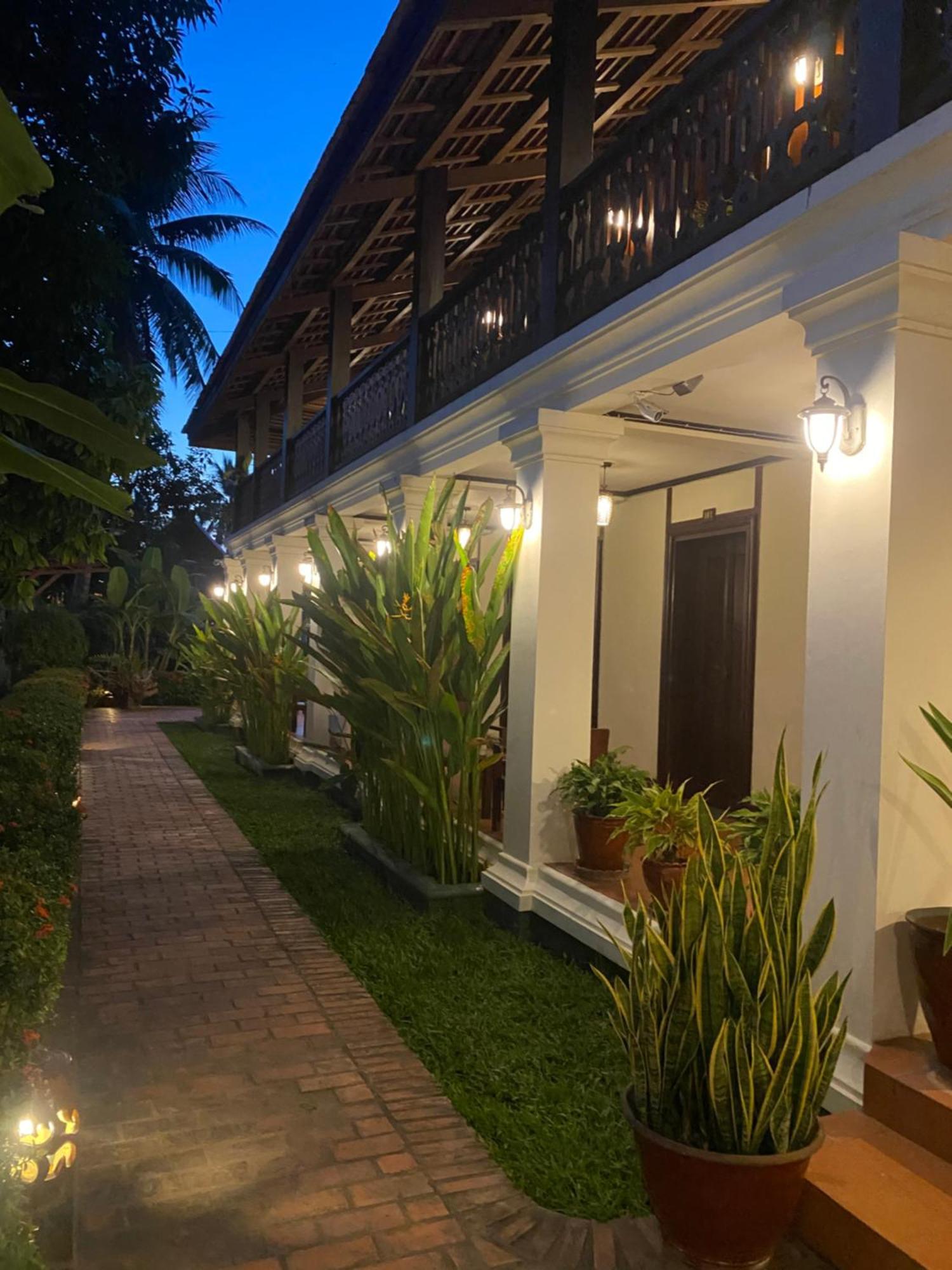 Luang Prabang Residence & Travel Exterior photo