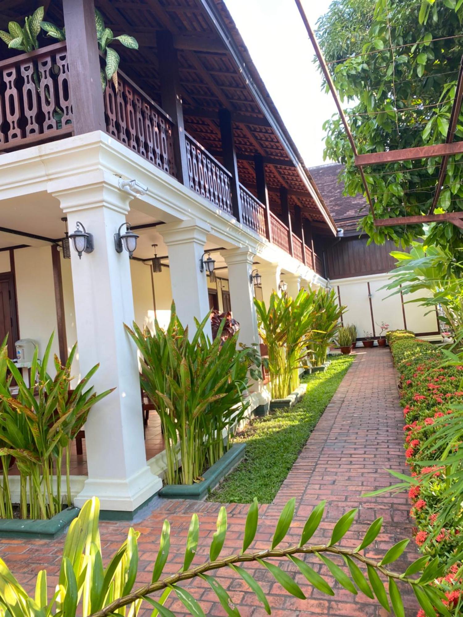 Luang Prabang Residence & Travel Exterior photo