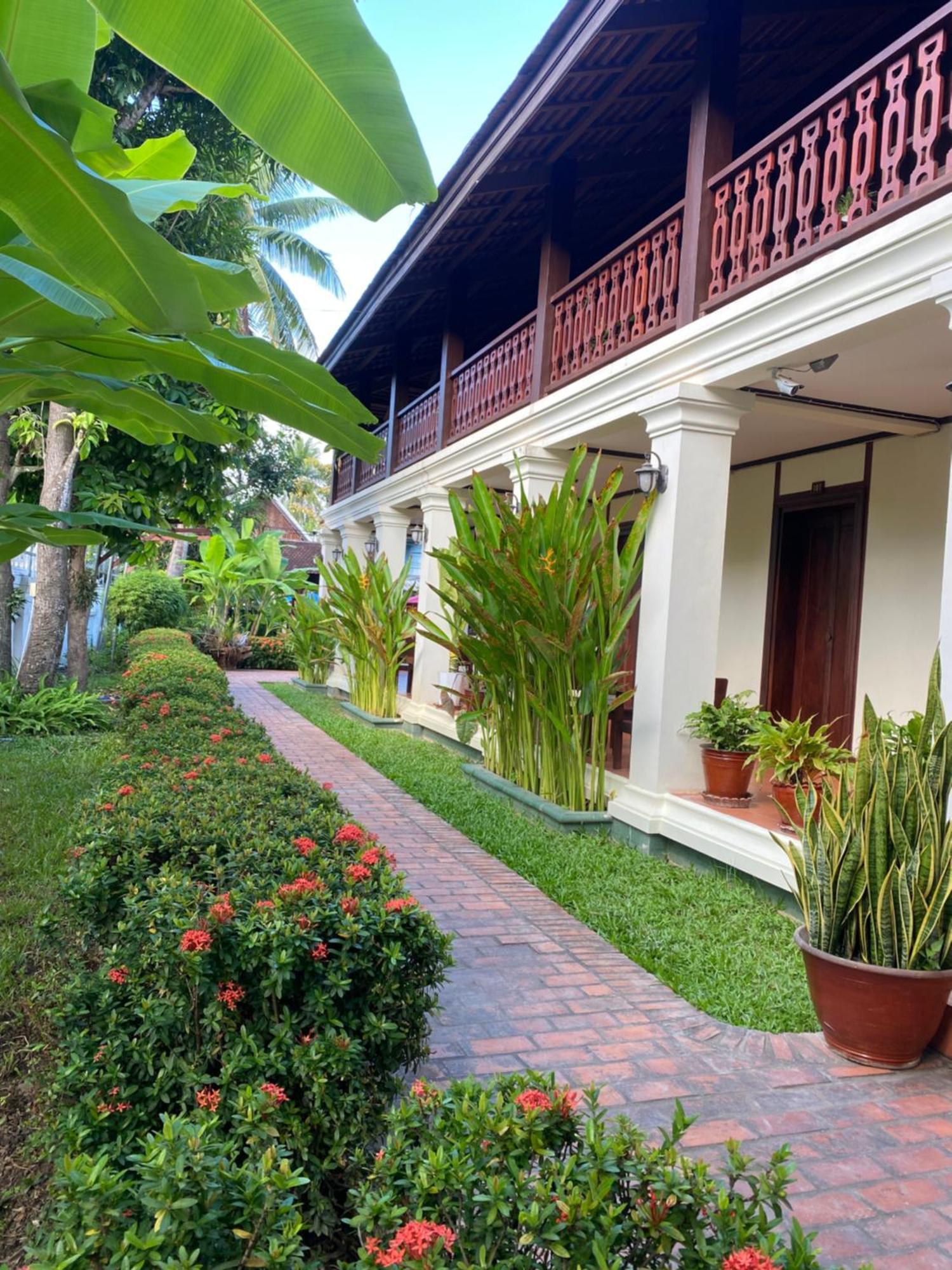 Luang Prabang Residence & Travel Exterior photo
